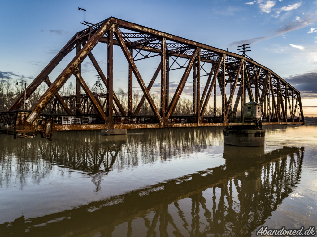 The 1944 Yazoo River Railroad Swing Bridge